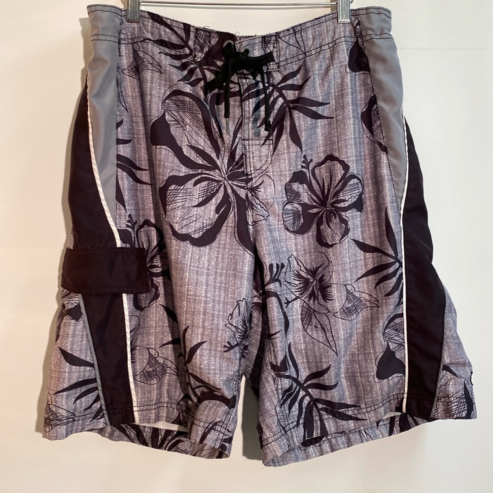 Ocean Pacific - Men’s board shorts. Size L